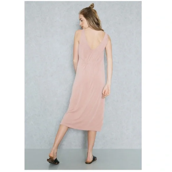 Farrow Midi Dress in Blush Pink - Picture 3 of 8